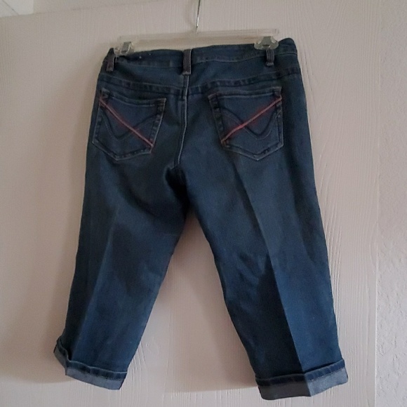 Capris - Picture 2 of 2